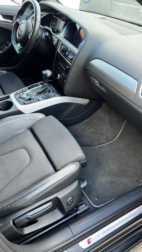 Audi A4 2012 — photo 6