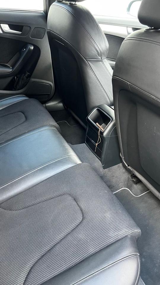 Audi A4 2012 — photo 7