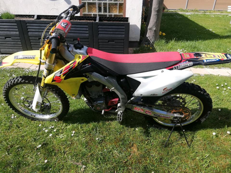 Suzuki RMZ 450 L1 Motocross MX 2011 — photo 6