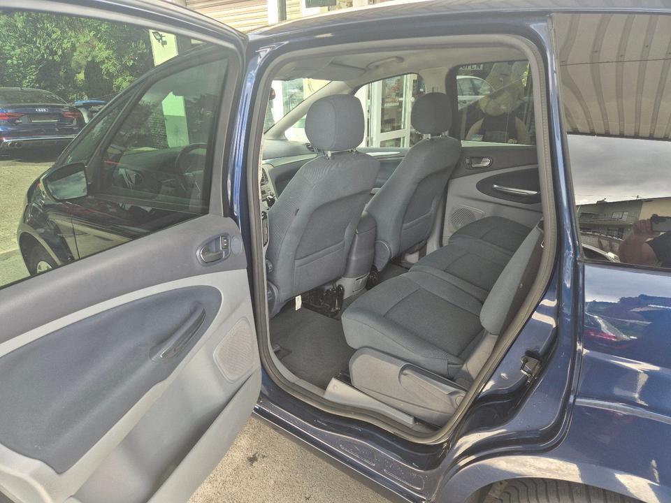Ford S-Max 2009 — photo 5
