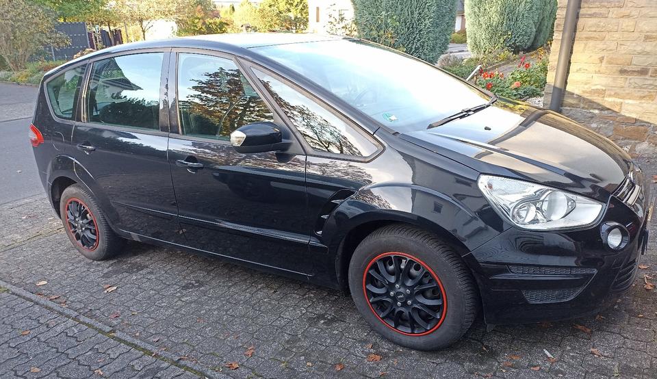 Ford S-Max 2011 — interior