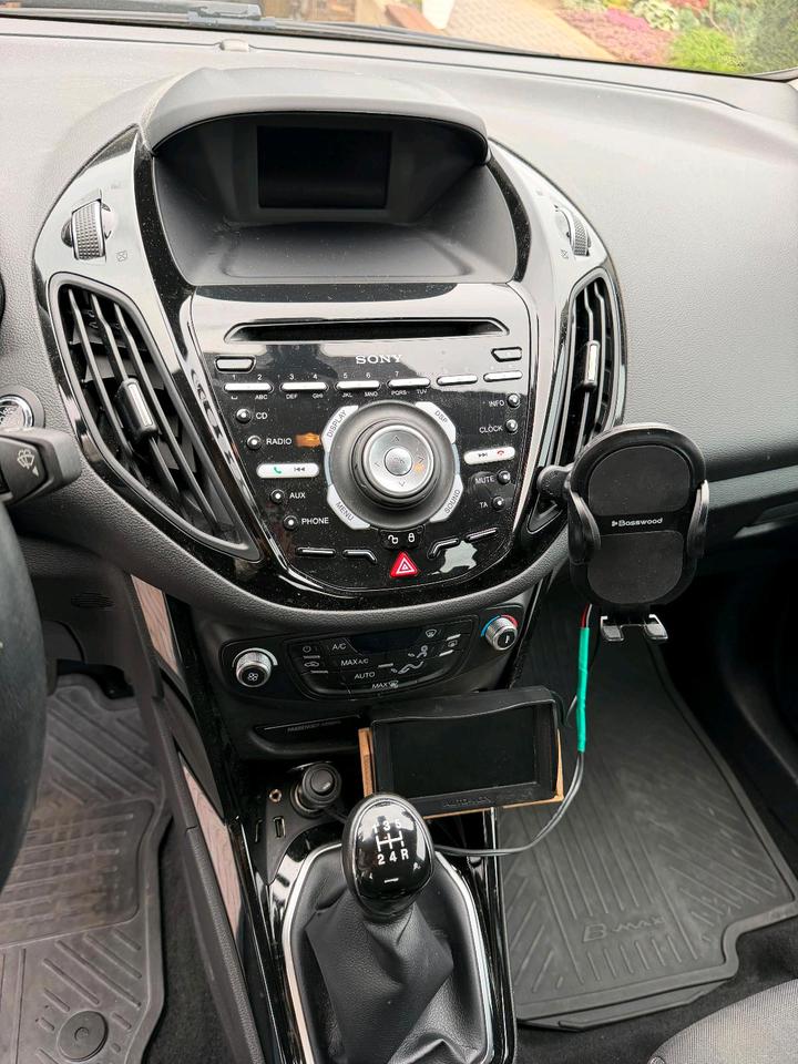 Ford Focus 2013 — photo 14
