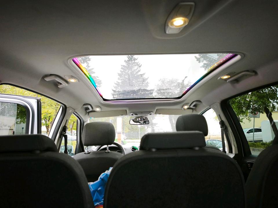 Ford S-Max 2012 — photo 11
