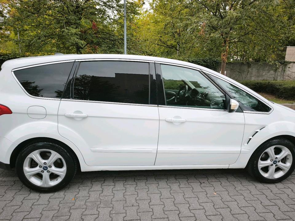 Ford S-Max 2012 — photo 5