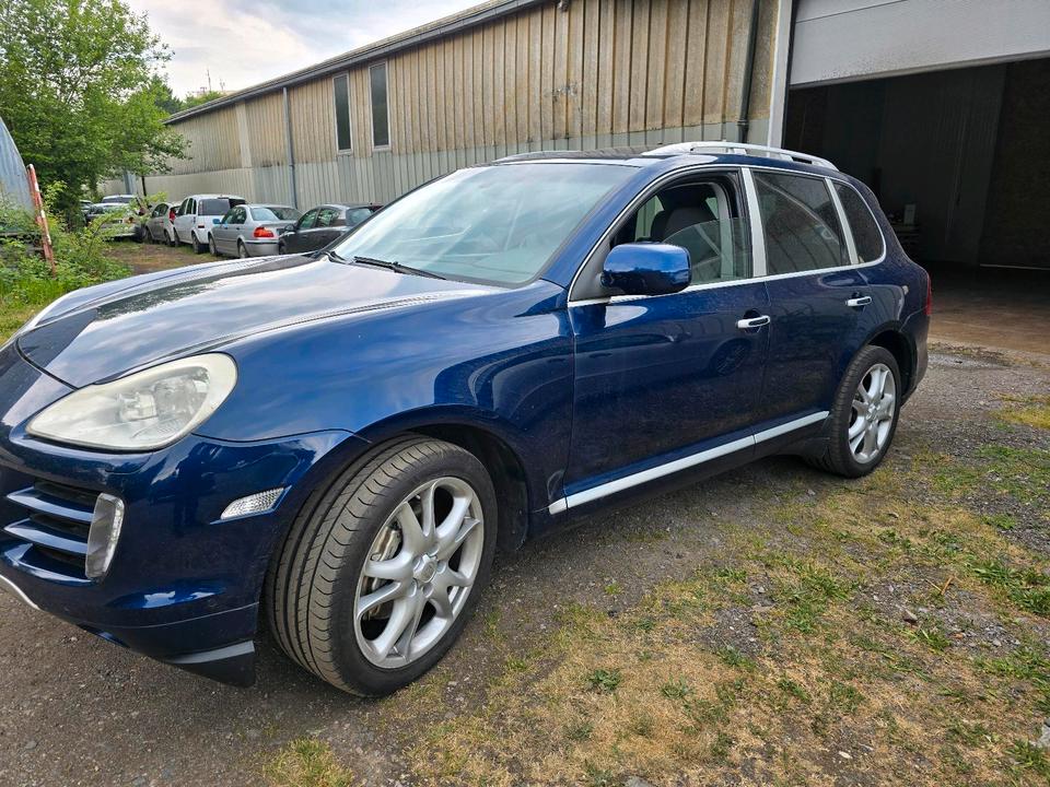 Porsche Cayenne 2007 — rear view