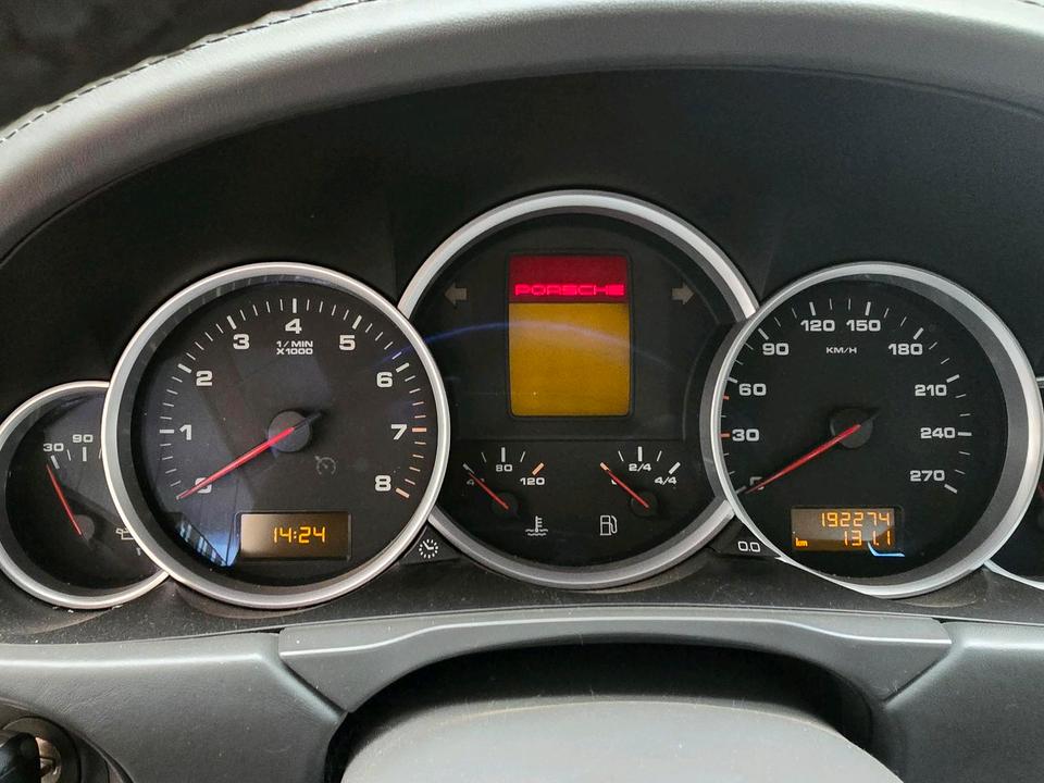 Porsche Cayenne 2007 — photo 7