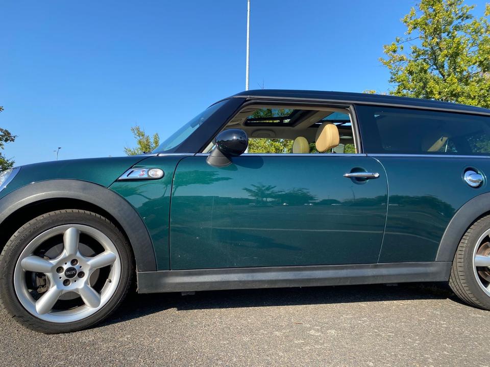 Mini Cooper S Clubman 2007 — rear view