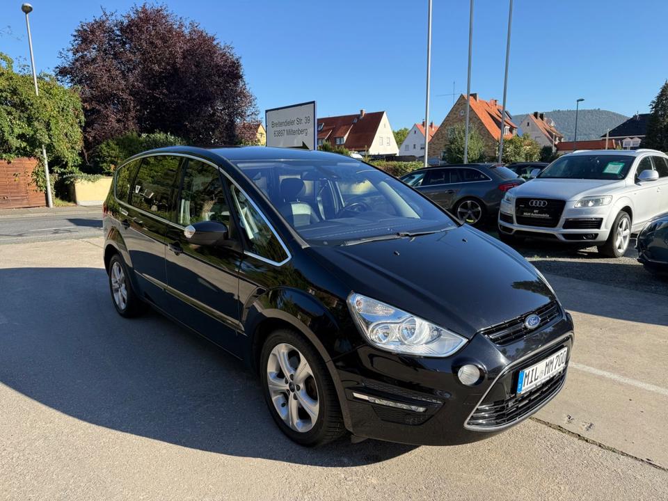 Ford S-Max 2011 — салон