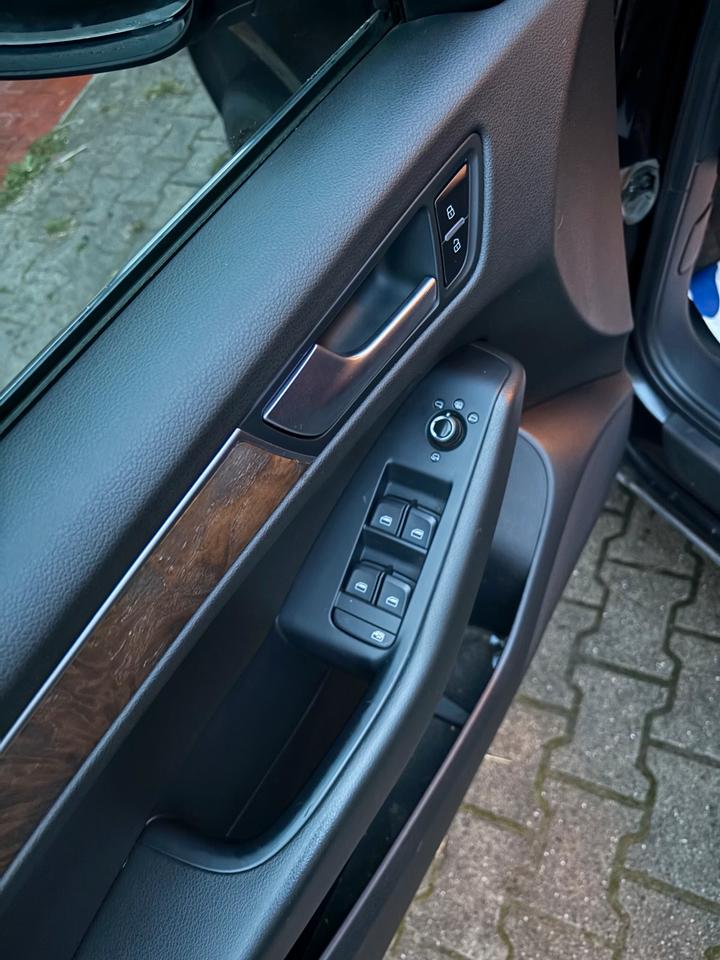 Audi Q5 2010 — photo 13