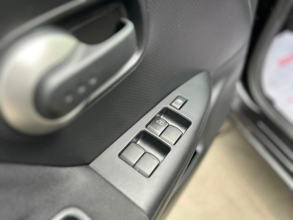 Nissan Note 2009 — фото 23