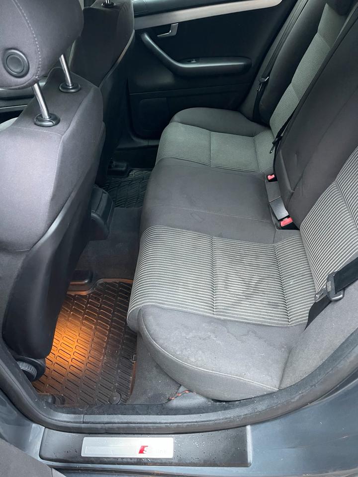 Audi A4 2007 — photo 20