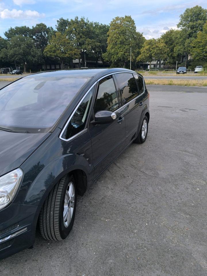 Ford S-Max 2012 — салон