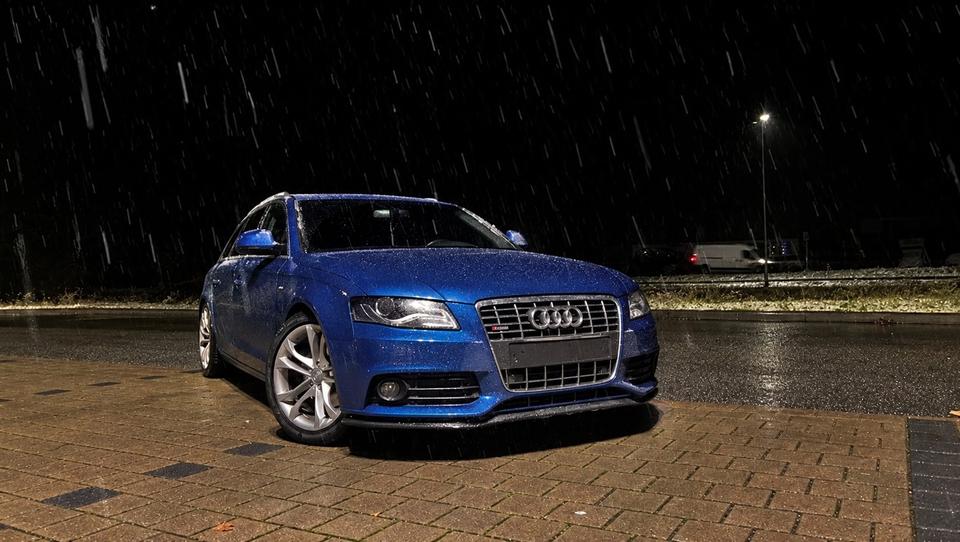 Audi A4 2008 — rear view