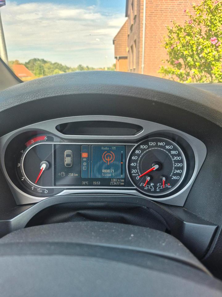 Ford S-Max 2008 — photo 12