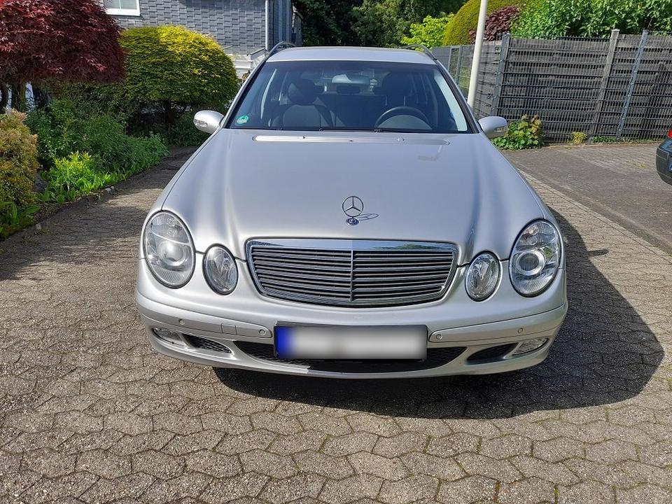 Mercedes Benz E 220 2004 — photo 5