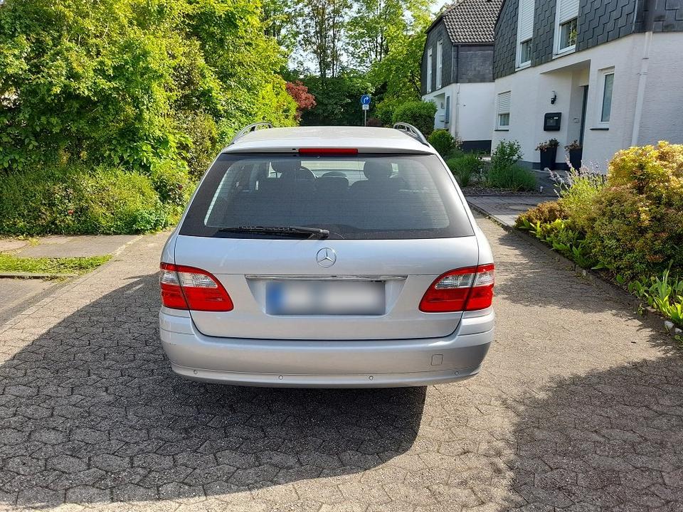 Mercedes Benz E 220 2004 — photo 6