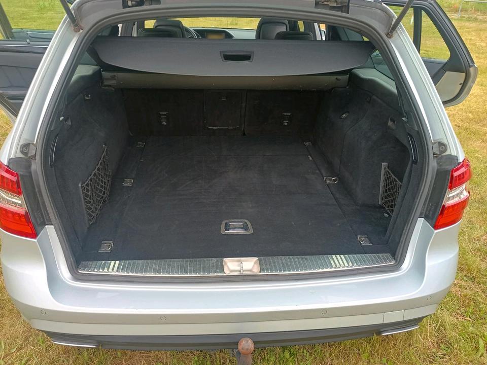 Mercedes Benz E 350 2010 — photo 8