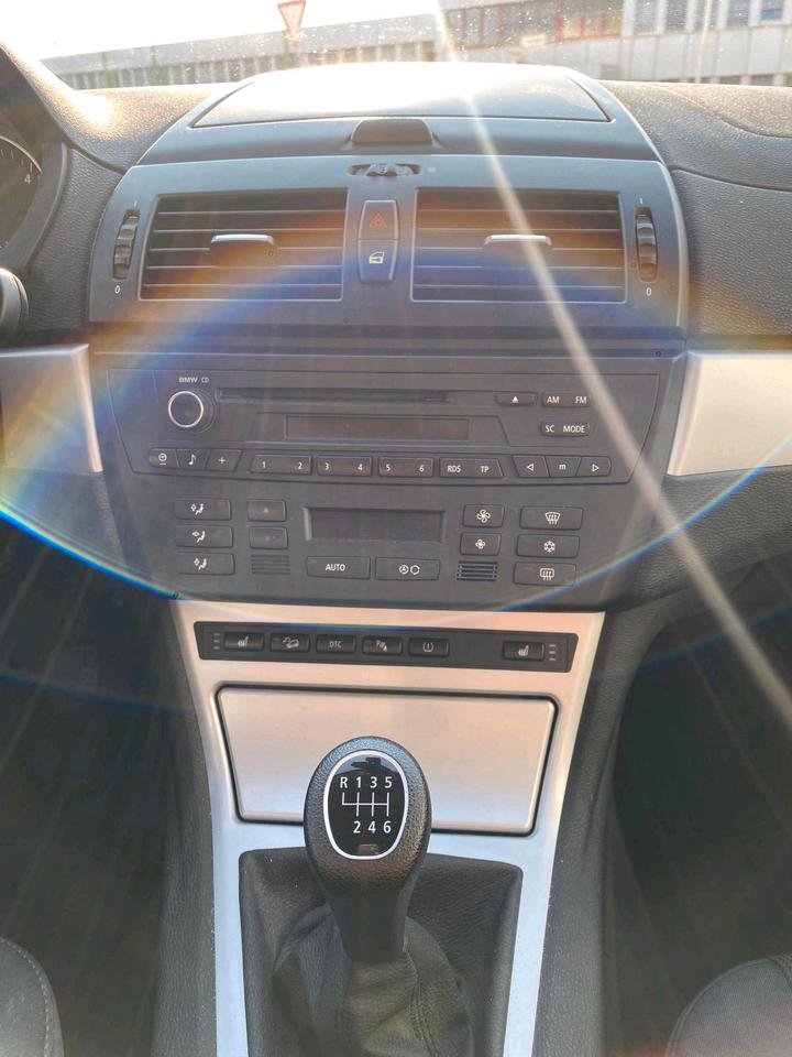 BMW X3 2009 — photo 12