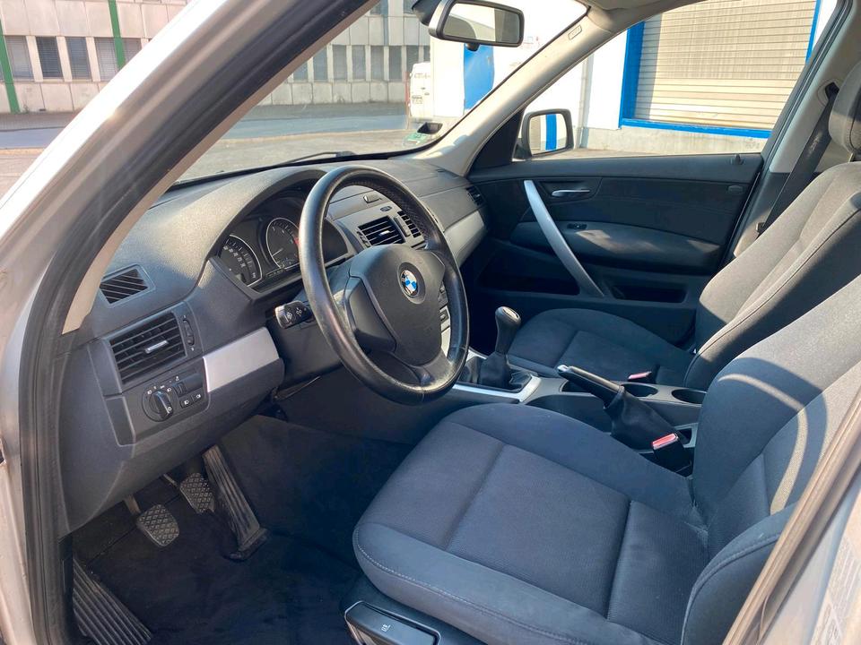 BMW X3 2009 — photo 9