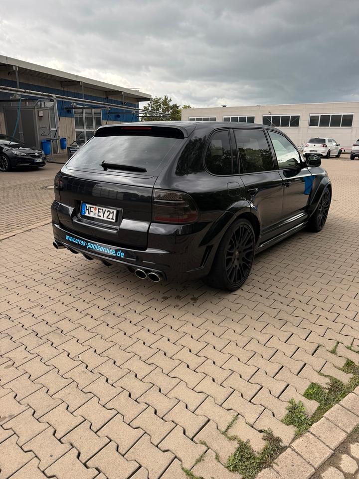 Porsche Cayenne 2004 — вигляд ззаду