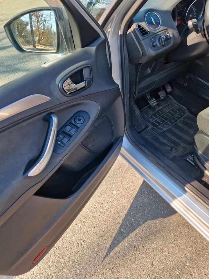 Ford S-Max 2007 — photo 10