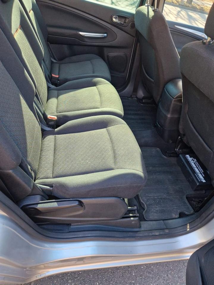 Ford S-Max 2007 — photo 13