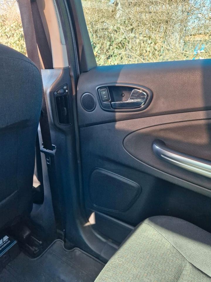 Ford S-Max 2007 — photo 9