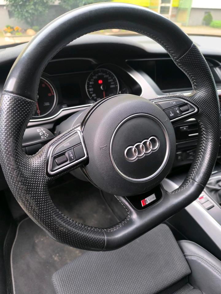 Audi A4 2014 — фото 12