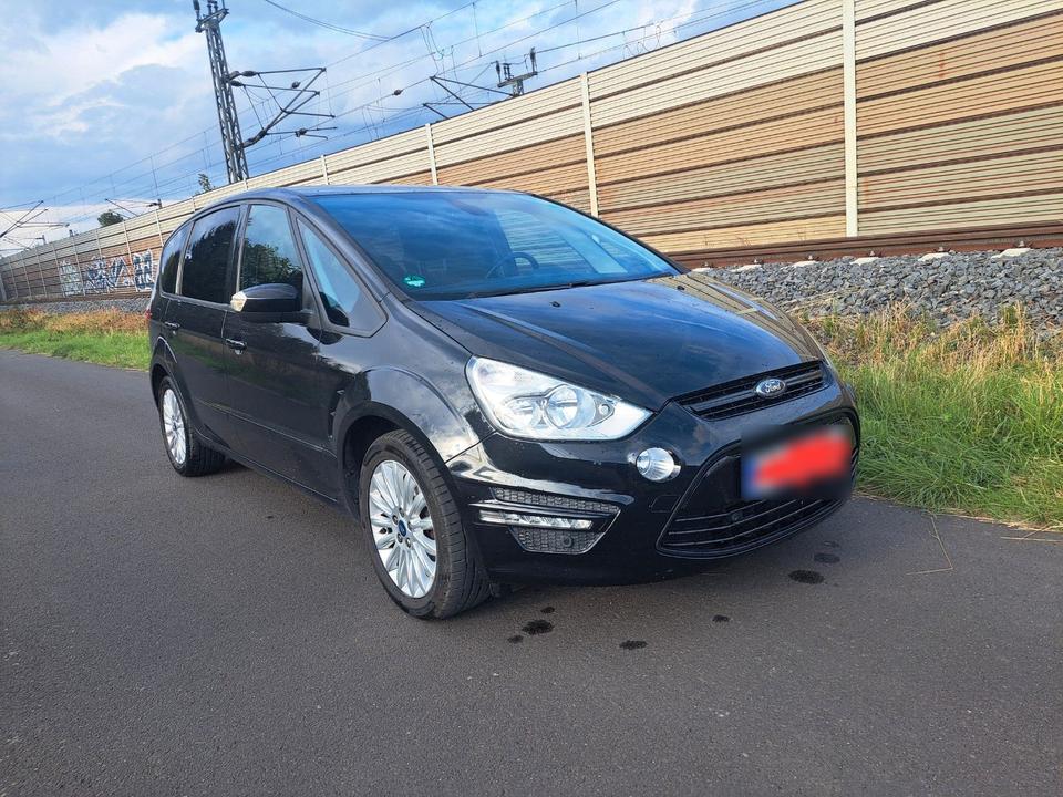 Ford S-Max 2014 — rear view