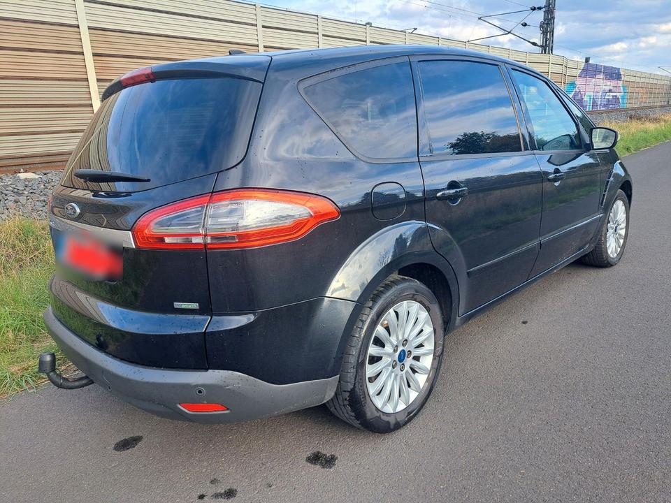 Ford S-Max 2014 — interior