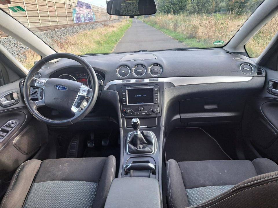 Ford S-Max 2014 — photo 8