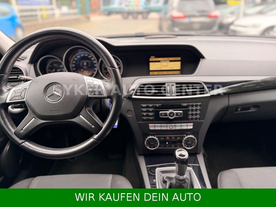 Mercedes Benz C 180 2013 — photo 11