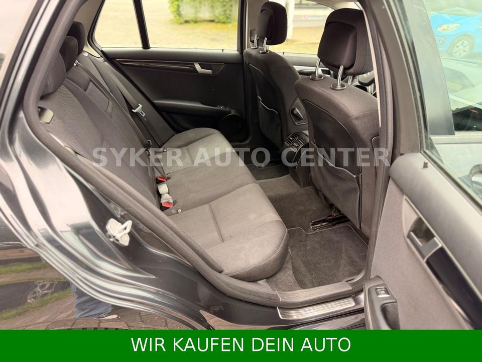 Mercedes Benz C 180 2013 — photo 12