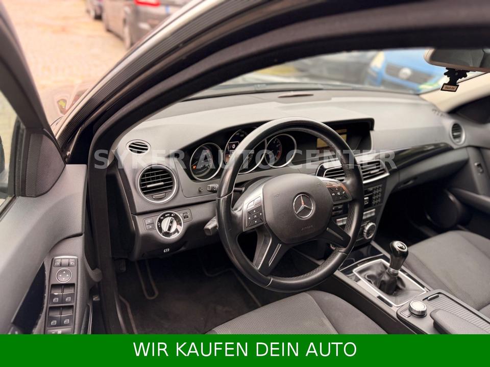 Mercedes Benz C 180 2013 — photo 9