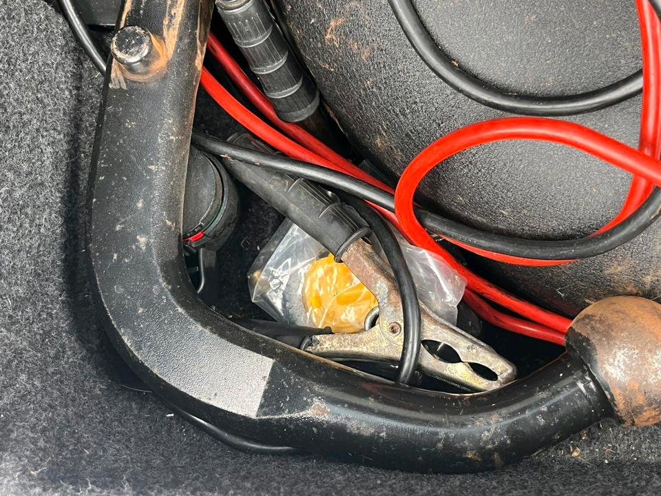 Mercedes Benz E 200 2006 — photo 19
