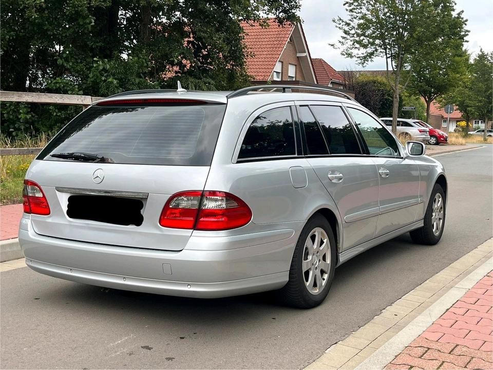 Mercedes Benz E 200 2006 — engine