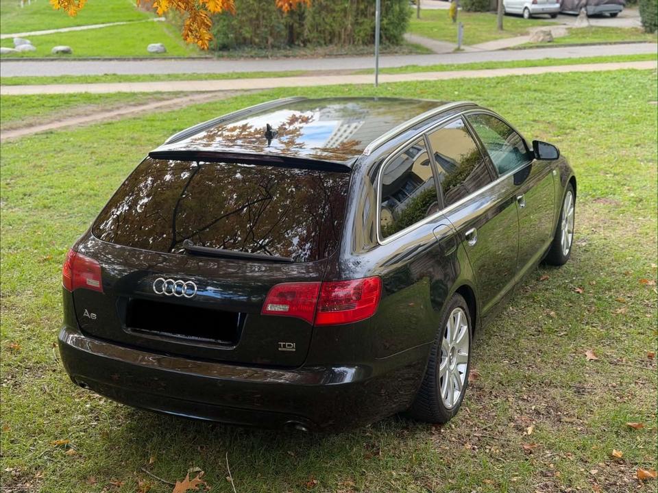 Audi A6 2005 — салон