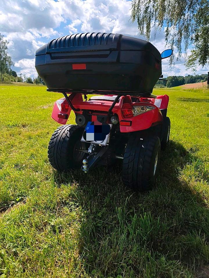 Kymco Quad mit groser Box, 250 ccm 2011 — engine 250 ccm