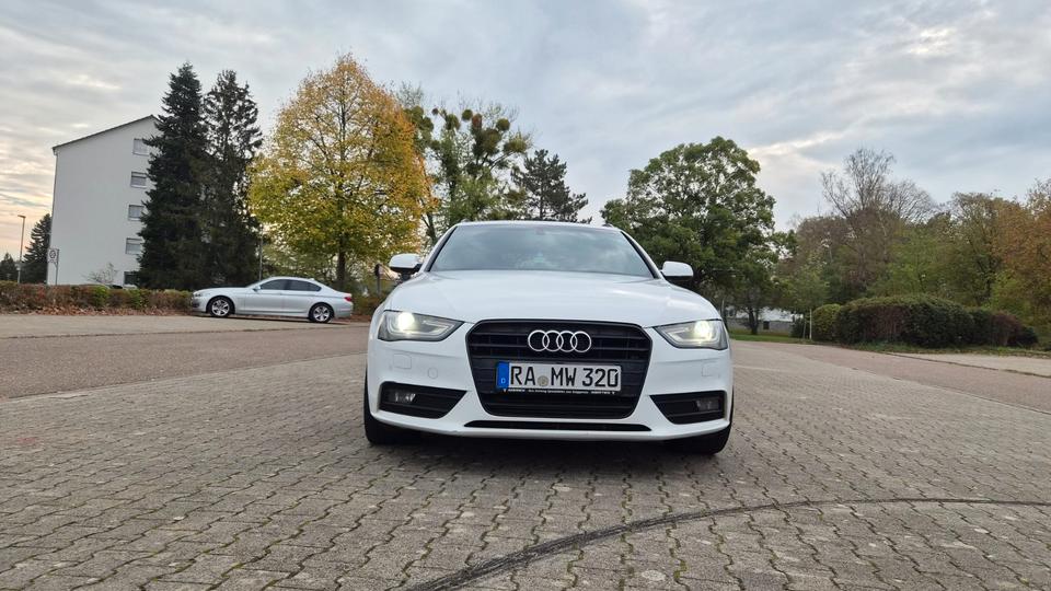 Audi A4 2013 — engine