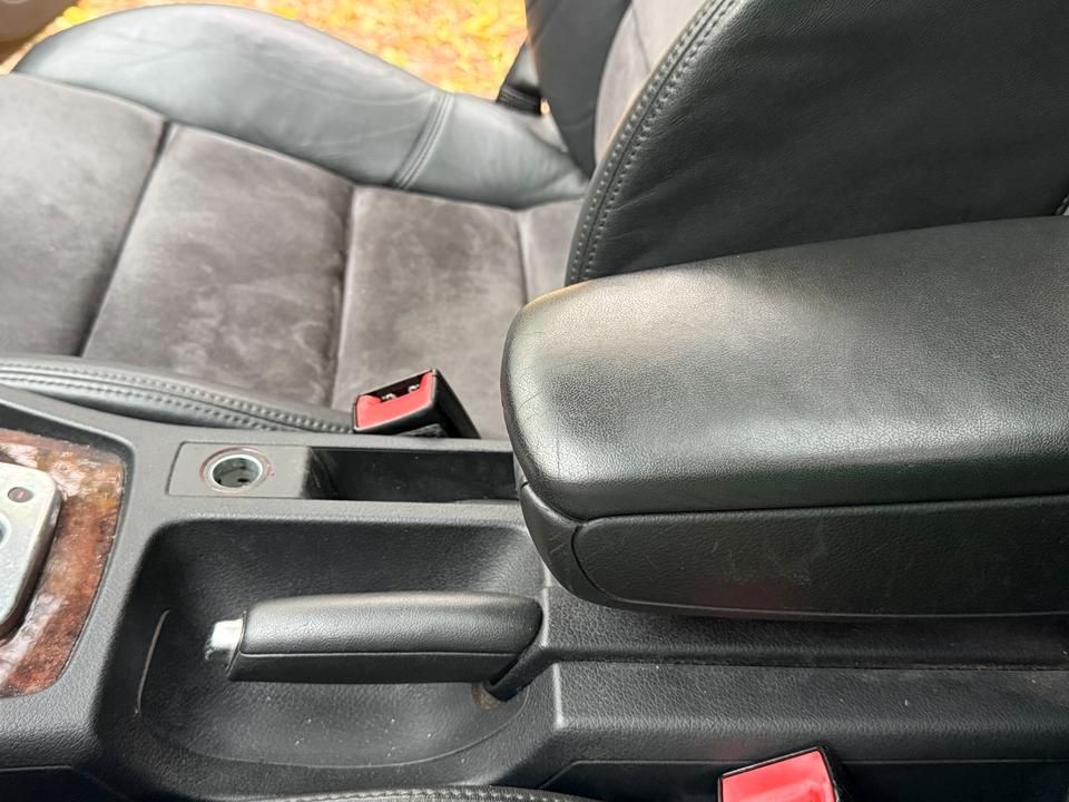 Audi A4 2004 — photo 11