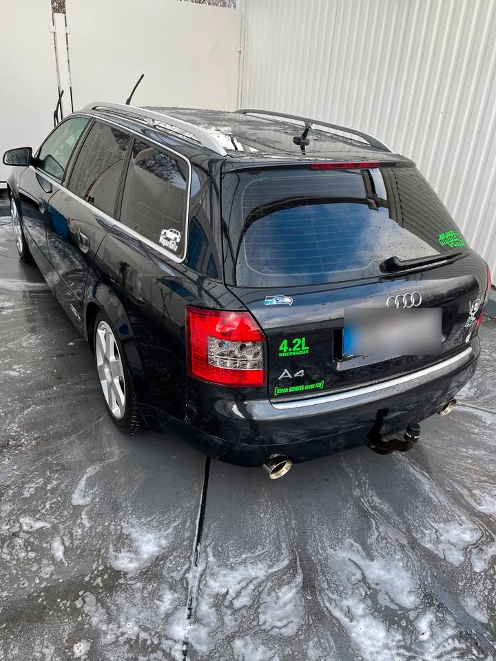 Audi A4 2004 — photo 7