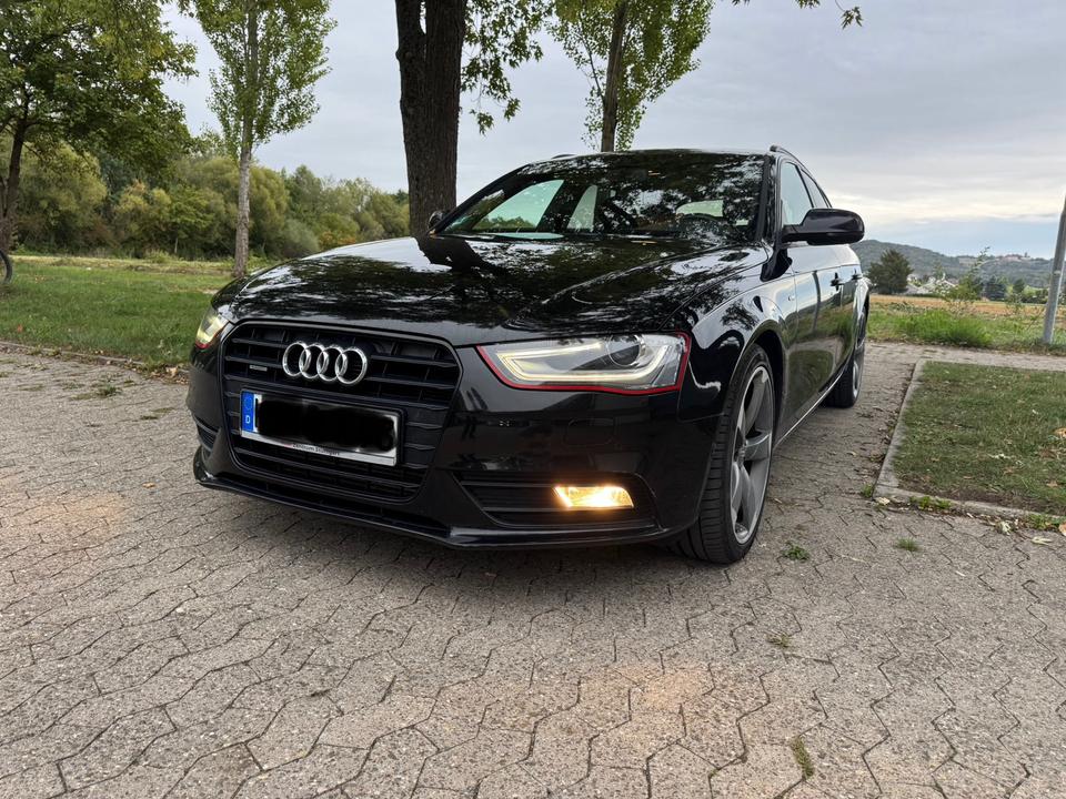 Audi A4 2013 — rear view