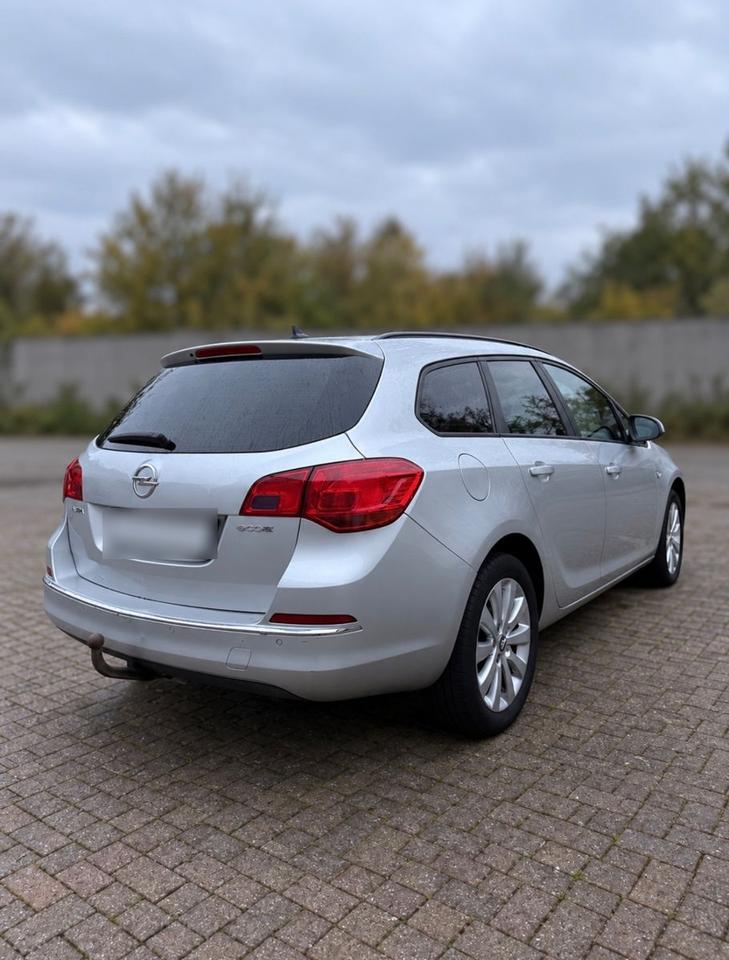 Opel Astra 2015 — engine
