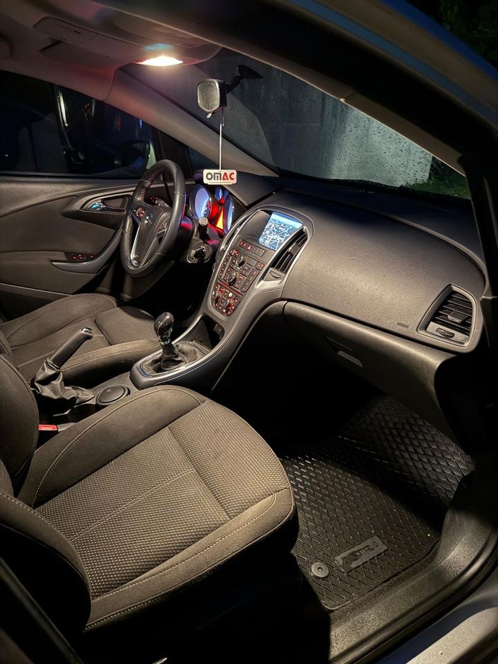 Opel Astra 2015 — photo 5