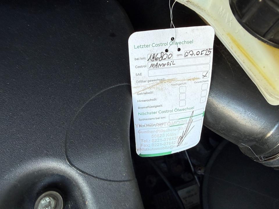 Ford S-Max 2011 — photo 36