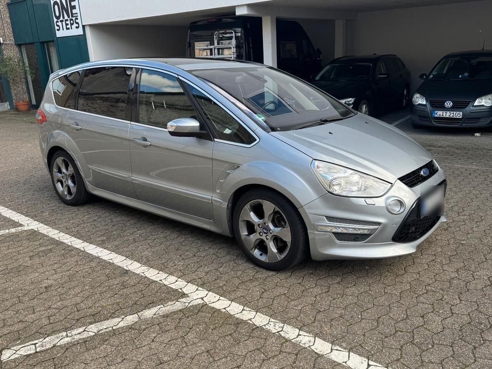 Ford S-Max 2010 — photo 6