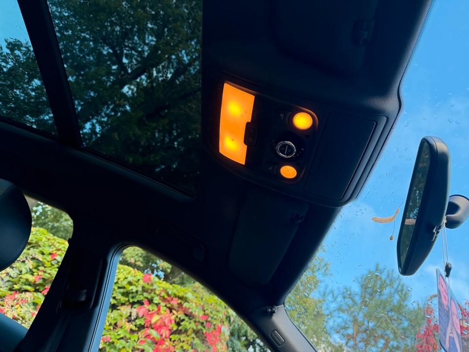 Audi A4 2010 — interior
