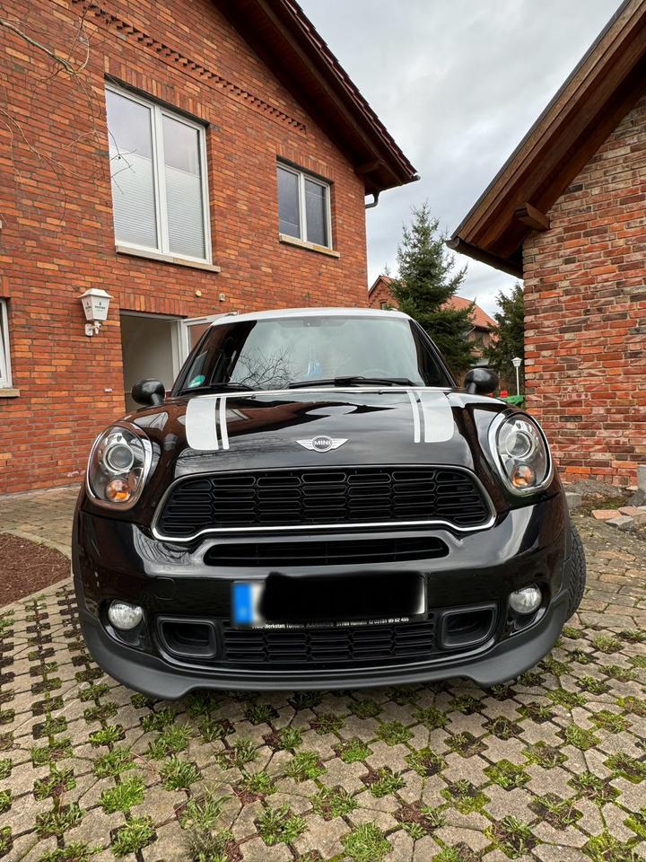 Mini Countryman S (Cooper) 2013 — rear view