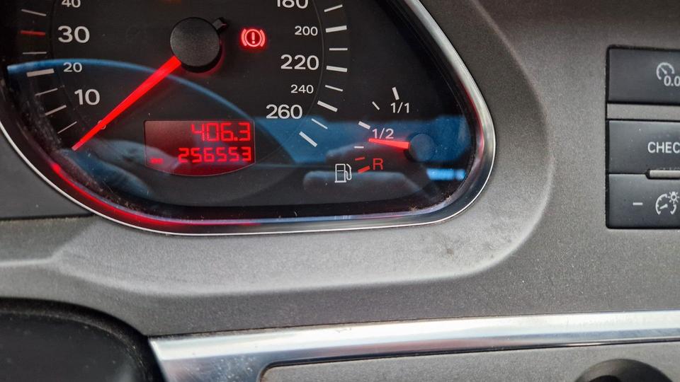 Audi A6 2005 — photo 18