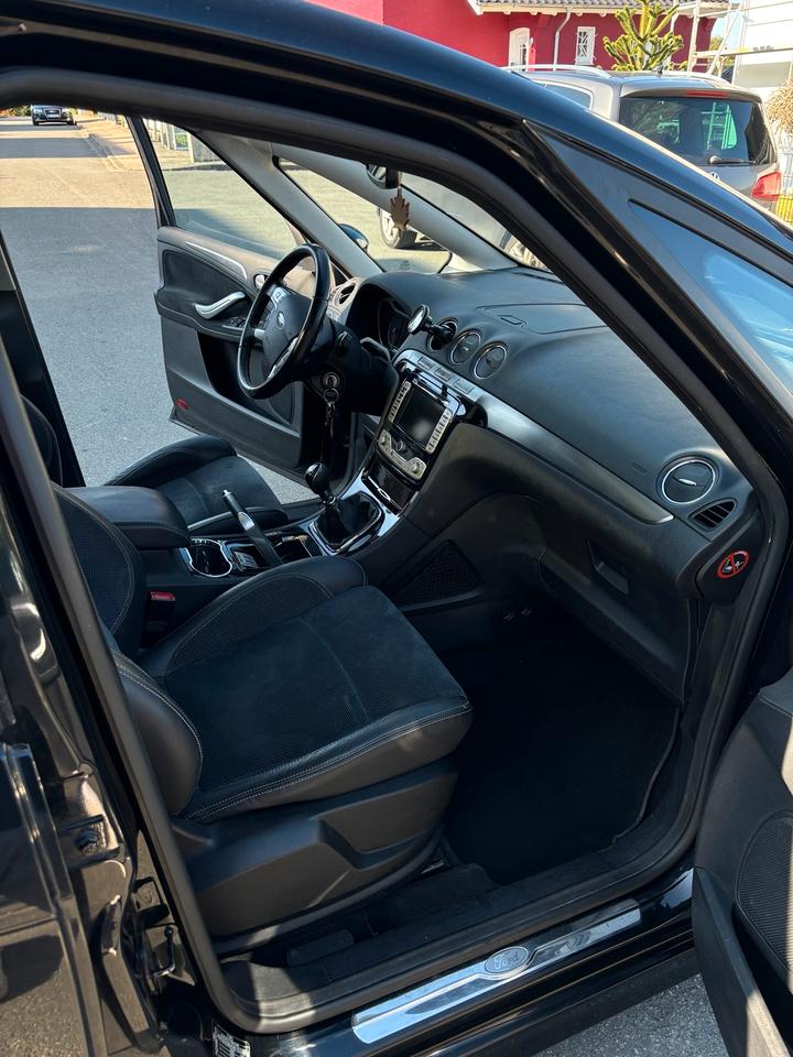 Ford S-Max 2008 — photo 13